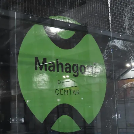 Mahagoni * Saraievo