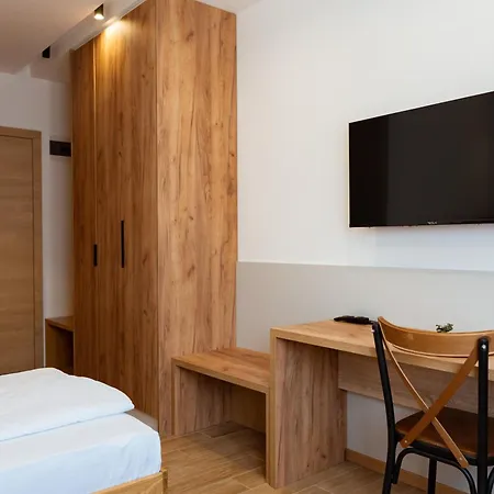 Mahagoni Appartement *