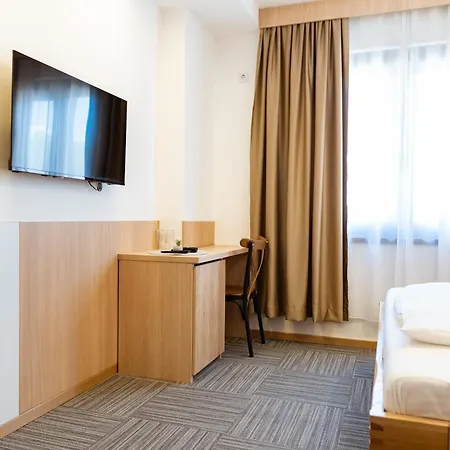 Mahagoni Apartamento Saraievo
