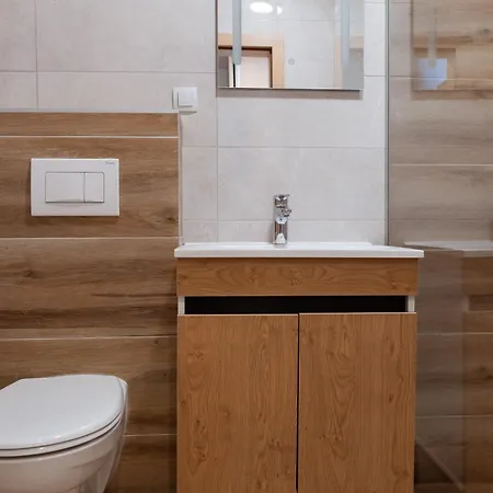 Mahagoni Apartamento *